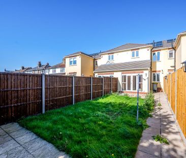 2 bedroom terraced house to rent - Photo 1