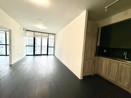 For Lease - 2908 Highway 7 Road Unit# 3404, Vaughan, Ontario - Photo 1