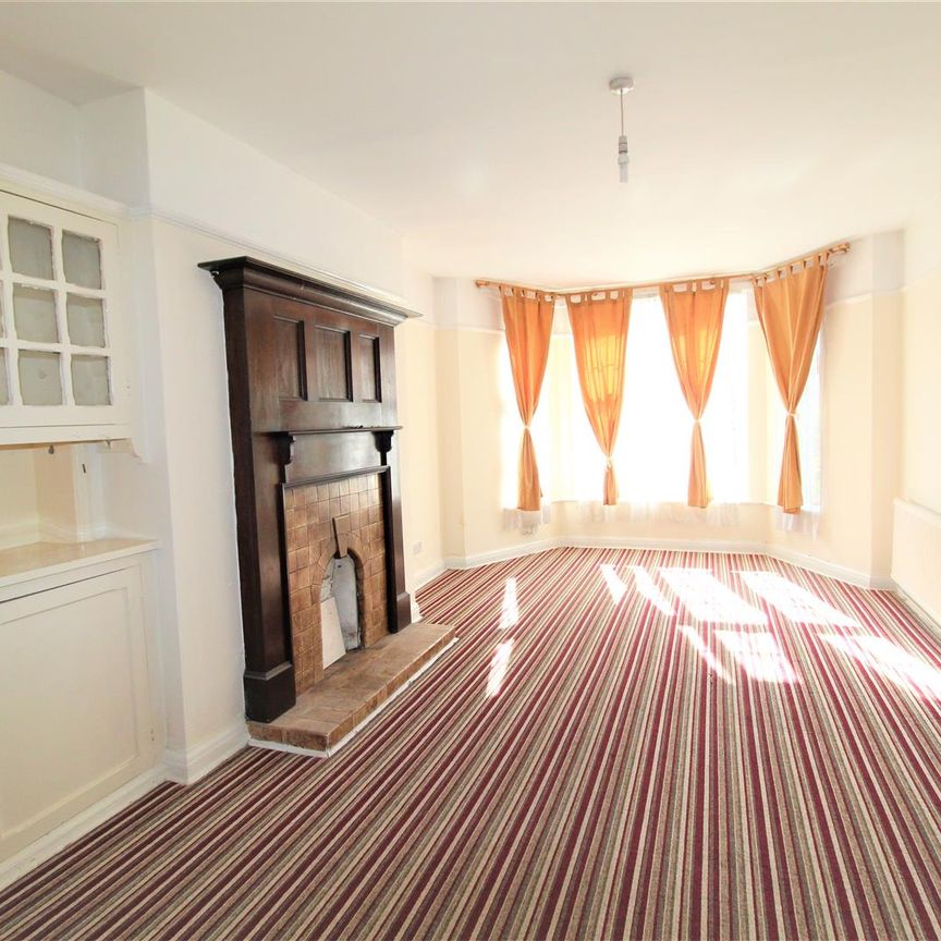 St James Court, Croydon - Photo 1