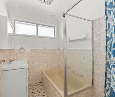 21 Hexham Street, Kahibah NSW 2290 - House For Rent | Domain - Photo 2