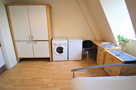 Flat 22A, Westmount, LS2 9NZ, Leeds - Photo 3