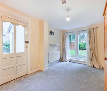 Studio to rent - Photo 6