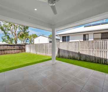 Family Home in Bushland Beach - Photo 3