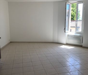 Appartement 1 pièces 28m2 MARSEILLE 12EME 523 euros - Photo 1