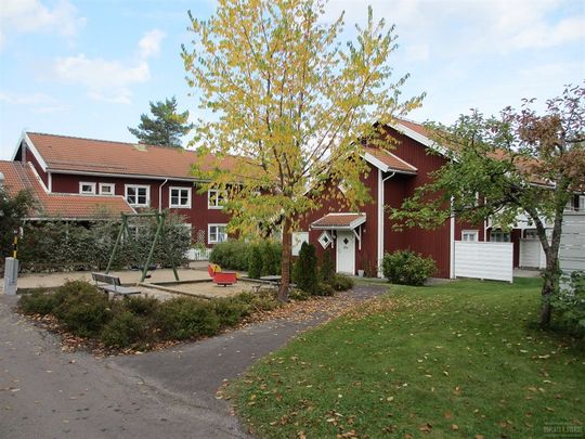 Lingonvägen 3 D - Foto 1