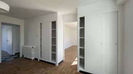 APPARTEMENT T4 - A LOUER LA ROCHE-SUR-YON - Photo 2