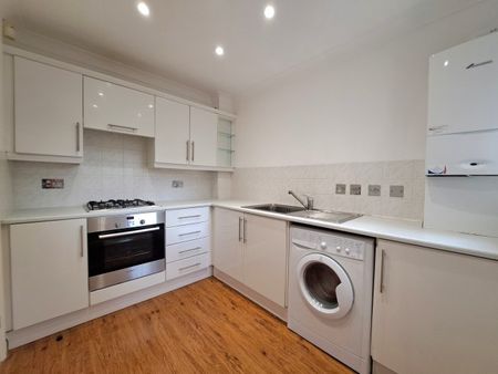 Penn Hill Avenue, Poole - Photo 3