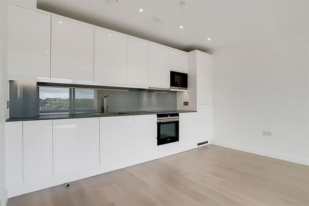 Queens Croft House, 22 Thorney Close, Colindale - Photo 5