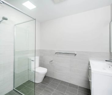 Stylish 2 Bedroom House - Photo 5