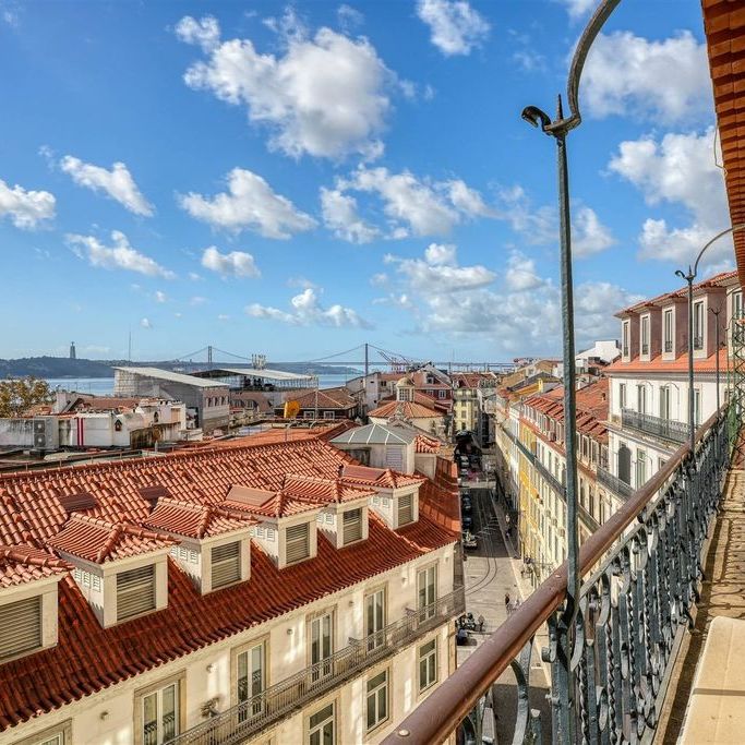 3 bedroom luxury Flat for rent in Lisbon, Portugal - Photo 1