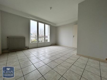 Location Appartement 2 pièces 45m² NIORT 79000 - Photo 3