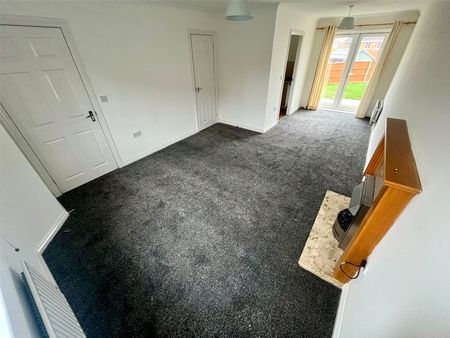 Skiddaw Close, Middleton, Manchester, Greater Manchester, M24 5RY - Photo 2