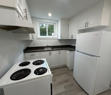 For Lease - 606 Lansdowne Drive, Oshawa, Ontario - Photo 2