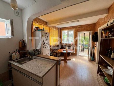 Casa 5 camere 4 bai 250 mpu mobilata utilata terasa Cetate A - Fotografie 4