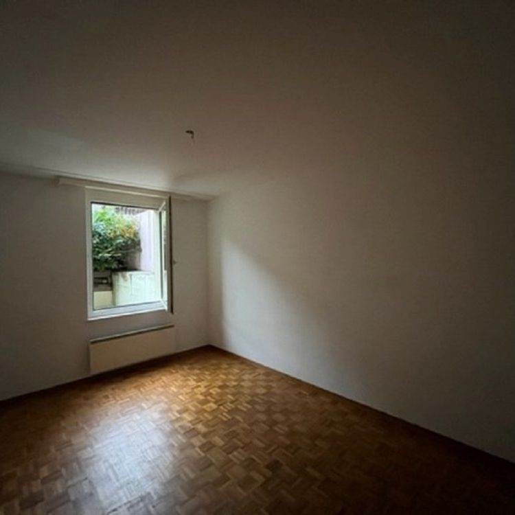 Au coeur de la ville, agréable appartement de 3.5 pièces au 1er étage - Foto 1