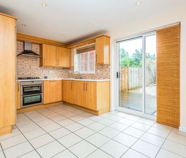 Benham Drive, Spencers Wood, Reading, RG7 - Photo 1