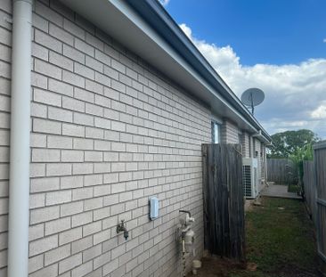 2/34 Taragon, GLENVALE - Photo 1