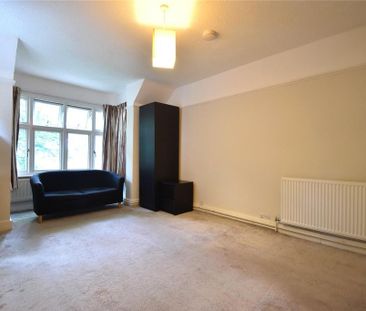 1 bedroom detached house to rent - Photo 3
