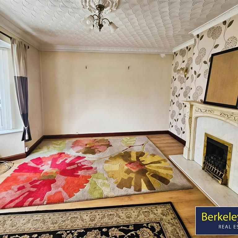 3 bedroom semi-detached house to rent - Photo 1