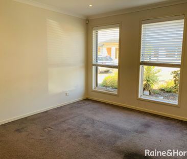 16 Highland Circuit, Blakeview, SA 5114 - Photo 5