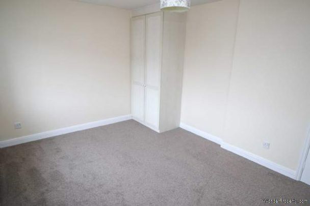 2 bedroom property to rent in Newton Le Willows - Photo 1