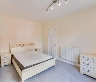 property to rent Aviary Place, Leeds, West Yorkshire, LS12 - Photo 3