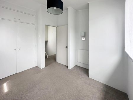 61 Arthur Street, Onehunga - Photo 3