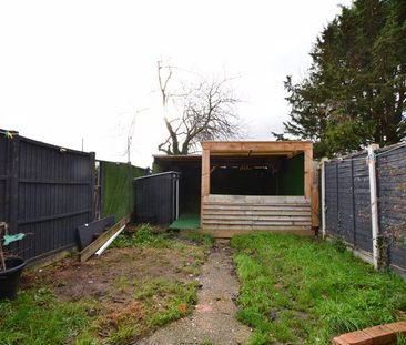 3 bedroom terraced house to rent - Photo 2