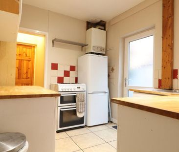 3 bedroom terraced house to rent - Photo 6