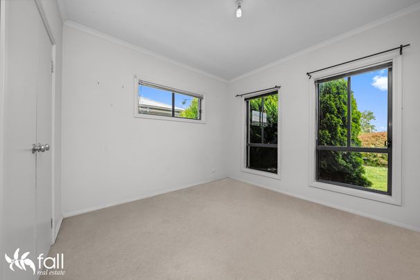 Bright and Sunny - Photo 1