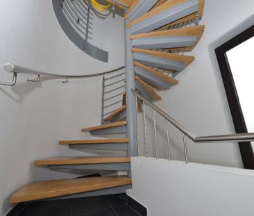 Exklusive 3-Zimmer-Maisonette mit Terrasse und Garten in Top-Zustand - Foto 1