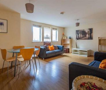 Clos Dewi Sant, Canton, Cardiff, CF11 - Photo 2