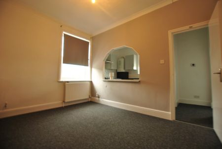 Burch Road, kent, London - Photo 2