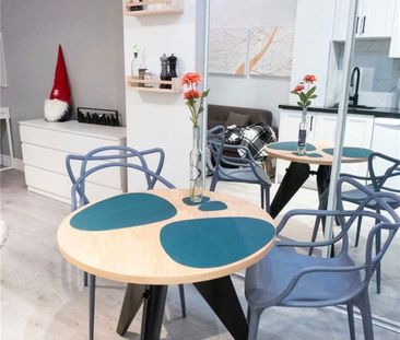 For Lease - 555 Yonge Street Unit# 205, Toronto, Ontario - Photo 2