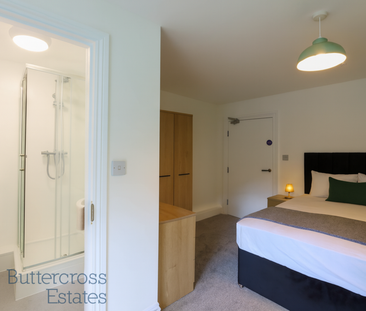 1 bedroom in a house share to rent - Photo 4