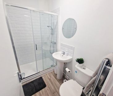 1 bedroom in a house share to rent - Photo 6