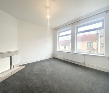 3 Bedroom - Photo 6