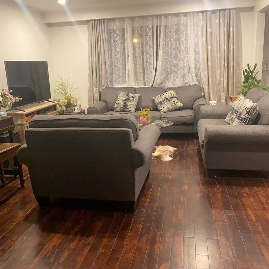 For Lease - 83 Purpledusk Trail, Toronto, Ontario - Photo 1