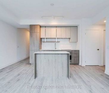 Yonge & Finch Bright +Spacious 2Bdrm Corner Open Concept Kitchen - Photo 2