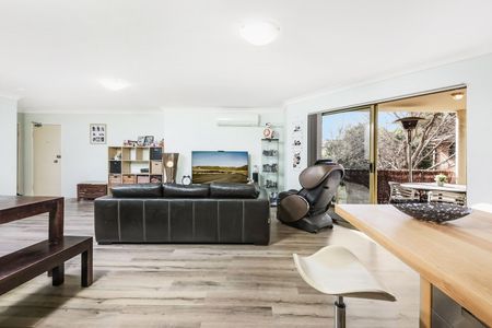 Home For Rent - Photo 4