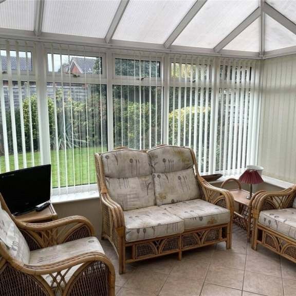 Room in a Shared House, Westacre Gardens, B33 - Photo 1