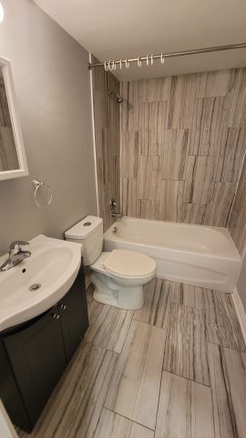 For Lease - 892 Fennell Avenue Unit# 2, Hamilton, Ontario - Photo 5