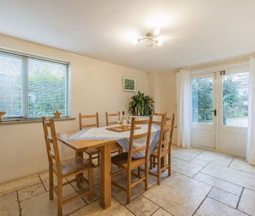 4 bedroom barn conversion to rent - Photo 3