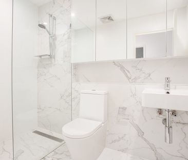 Stylish two-bedder with quality finishes - Photo 6