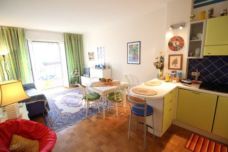 GUNE – DISPONIBLE LE 1ER SEPTEMBRE 2026 - Photo 2