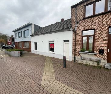 Bescheiden woning met 1 slaapkamer, gesloten terras en tuinberging ... - Photo 2