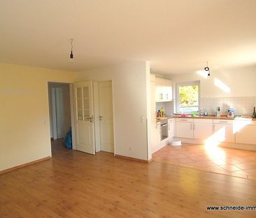 Schicke 2-Zimmer-Erdgeschoss-Wohnung mit Terrasse und Gartenanteil - Photo 4