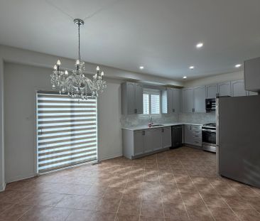 For Lease - 10 Birdsongs Street, Richmond Hill, Ontario - Photo 6