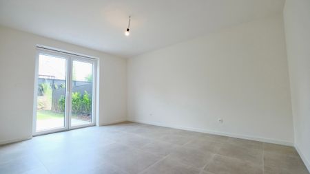 Gelijkvloers nieuwbouwappartement met tuin - Photo 4