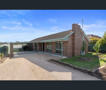 60 Somerville Street, Flora Hill, Vic 3550 - Photo 2